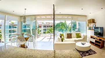 Elements 214 2 Bedroom Condo By Redawning Playa del Carmen