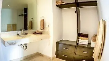 Elements 214 2 Bedroom Condo By Redawning Playa del Carmen 3*,  Mexiko