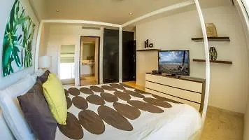 Elements 214 2 Bedroom Condo By Redawning Playa del Carmen