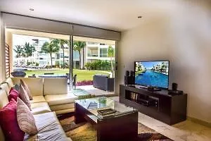 酒店 Elements 214 2 Bedroom Condo By Redawning 普拉亚卡门