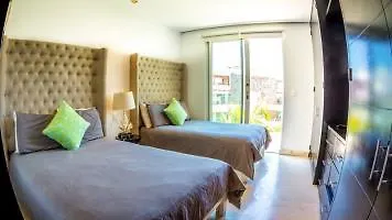 Elements 214 2 Bedroom Condo By Redawning 普拉亚卡门 3*,  墨西哥